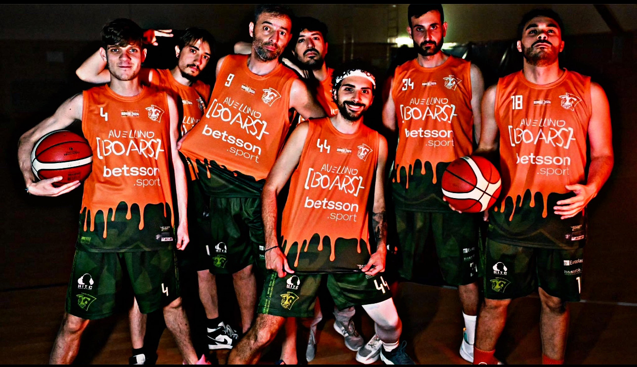 Giocatori degli Avellino Boars con la divisa ufficiale